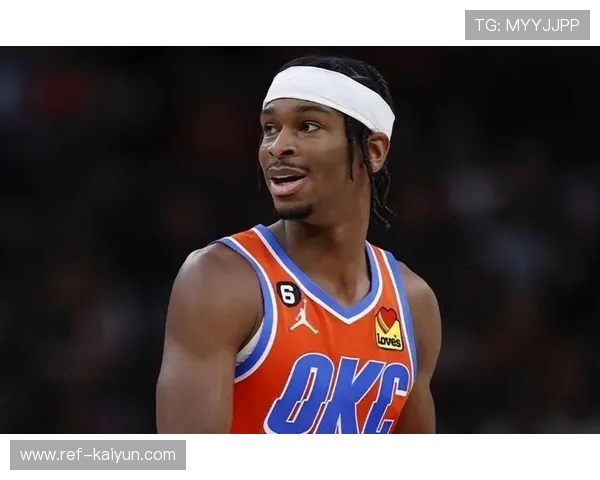 亚历山大为保20+纪录落后28分不下场，引发争议